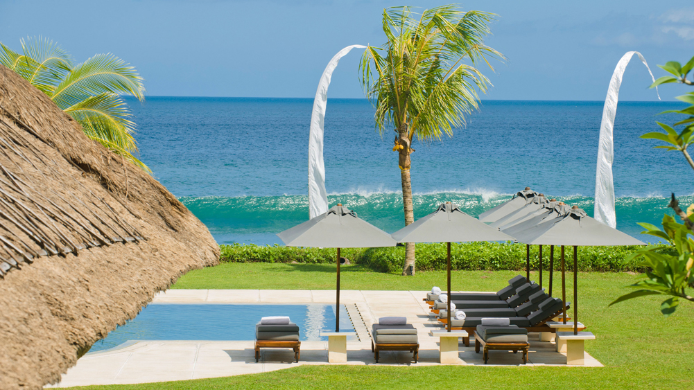 Atas Ombak - Pool chairs
